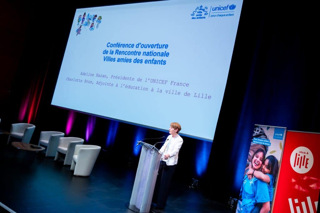 Prise de parole d'Adeline Hazan à la Rencontre Nationale des Villes amies des enfants ©UNICEF France / Léa Schneider